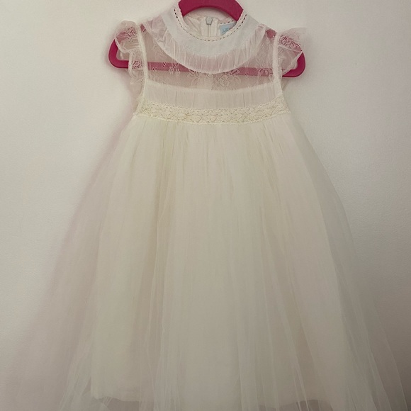 white dress size 5t